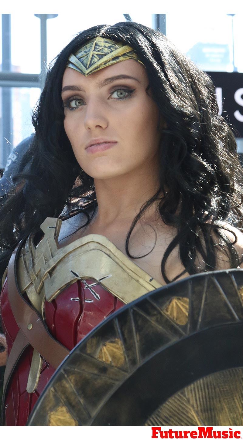 Wonder Woman Cosplay NYC ComicCon 2017