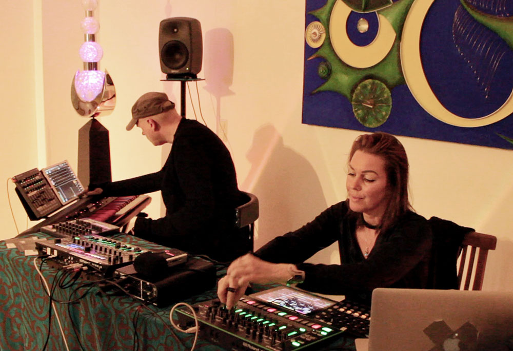 KLARTRAUM live performance with Nadja Lind and Helmut Ebritsch