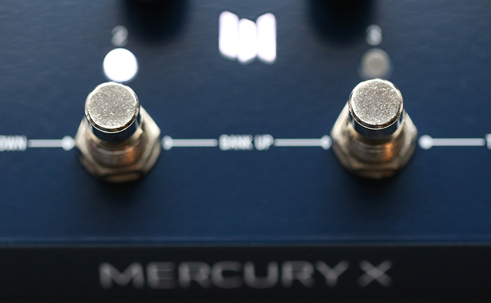 Meris Mercury X Review - Footswitches